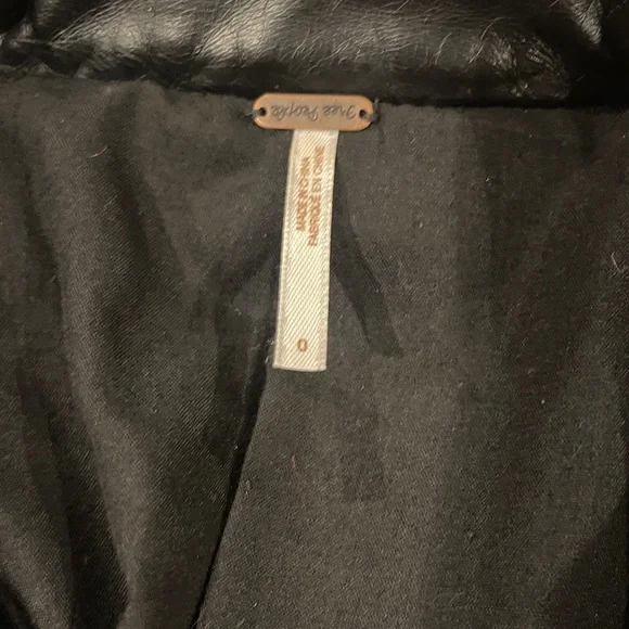 Free People Black Faux  Leather Moto Jacket sz 0 - Picture 2 of 8